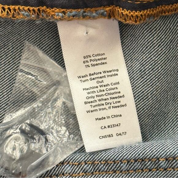 Talbots Jean Skirt Button Front Pencil Denim Jean Skirt Size 6 NWOT - Picture 11 of 12
